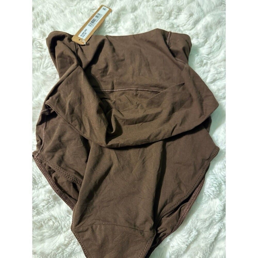 SKIMS FITS EVERYBODY MATERNITY HIGH-WAISTED BRIEF - Picture 3 of 4